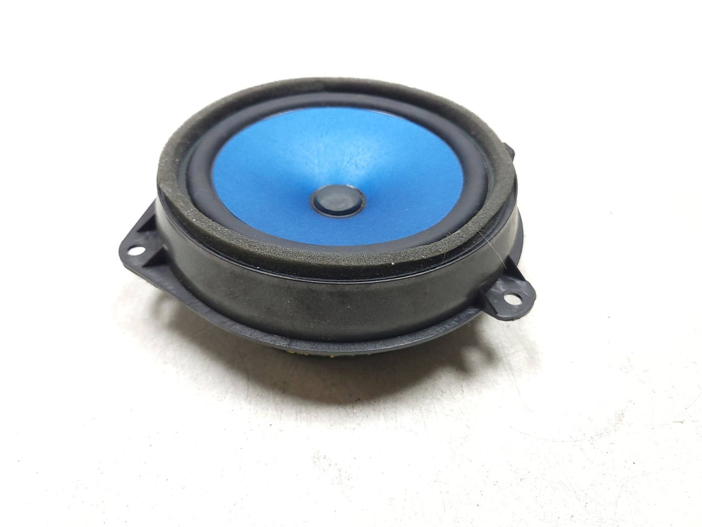 2004 - 2009 Jaguar XJ Door Audio Speaker Rear Driver Side Left OEM