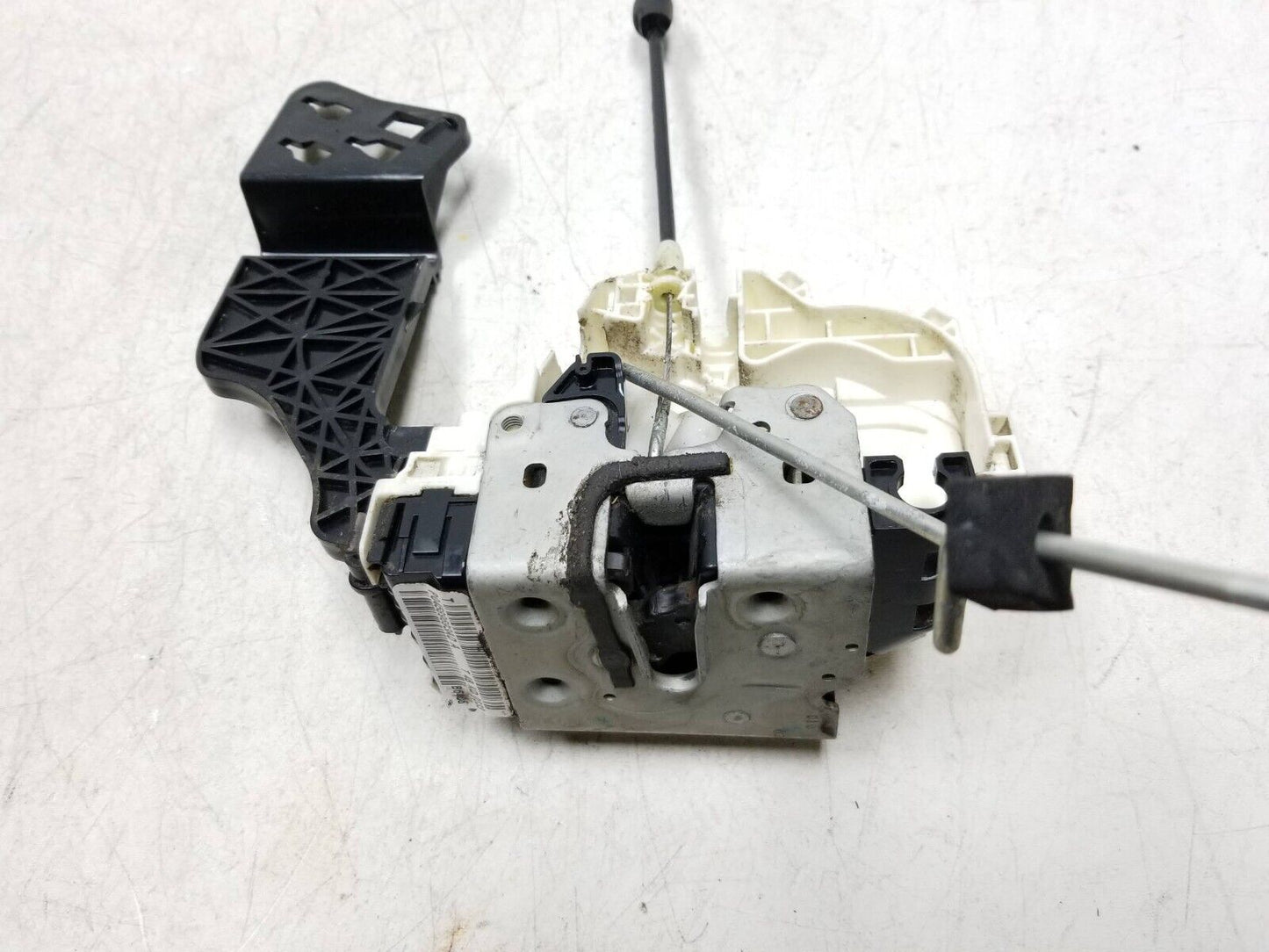 2010-2014 Chrysler 200 Door Lock Actuator Front Passenger Side Right OEM