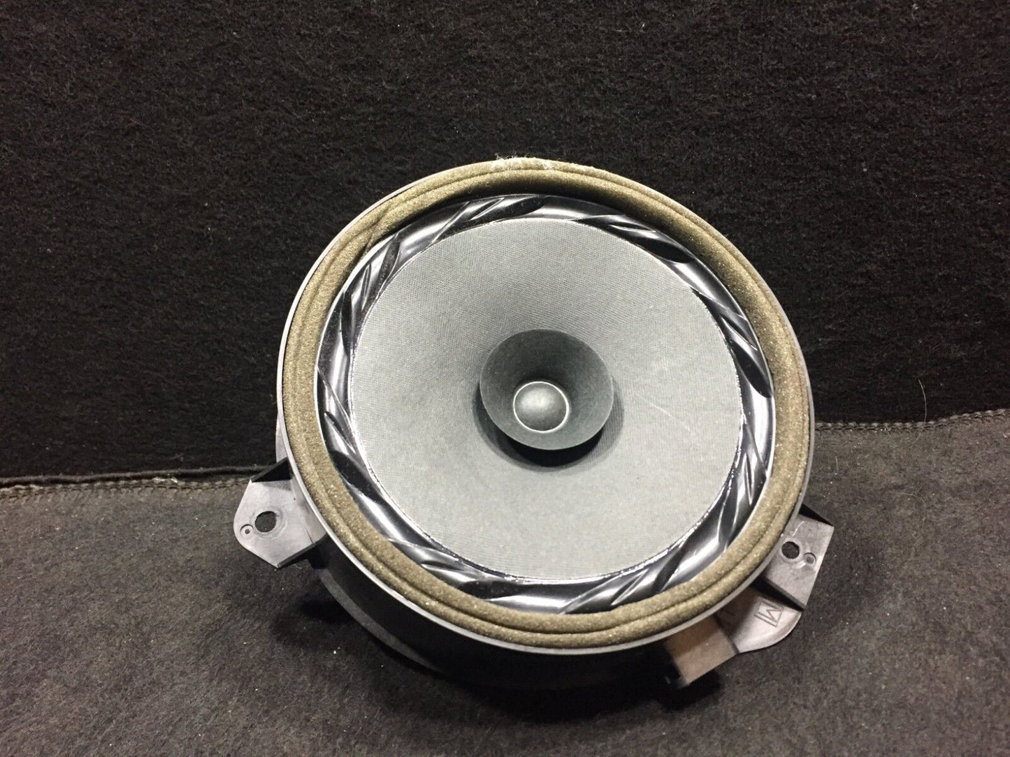 14 15 16 Subaru Forester 2.5l Rear Door Sound Audio Speaker 86301sg020 OEM 43k