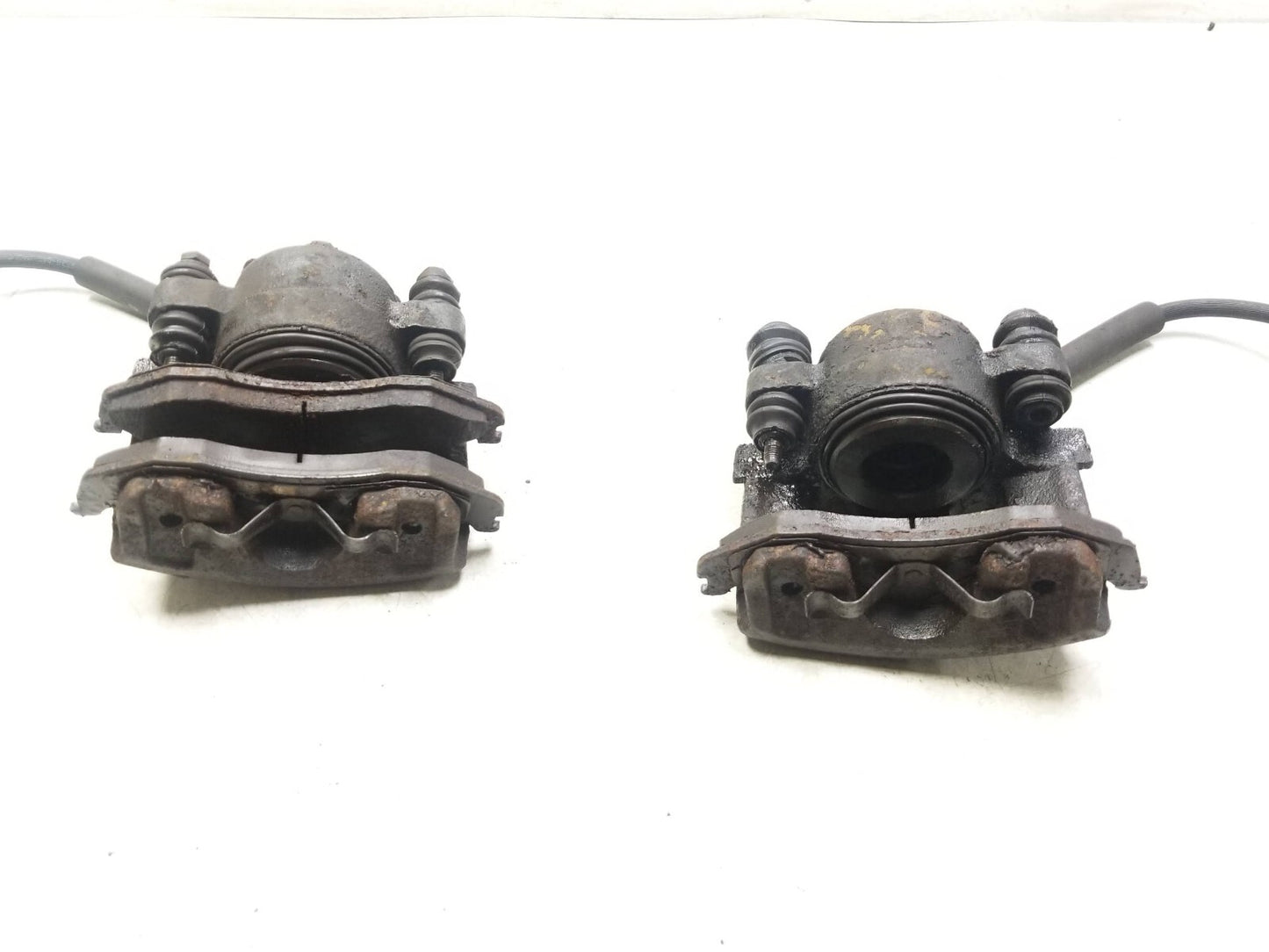 1997 Jeep Grand Cherokee Front Left & Right Brake Caliper OEM