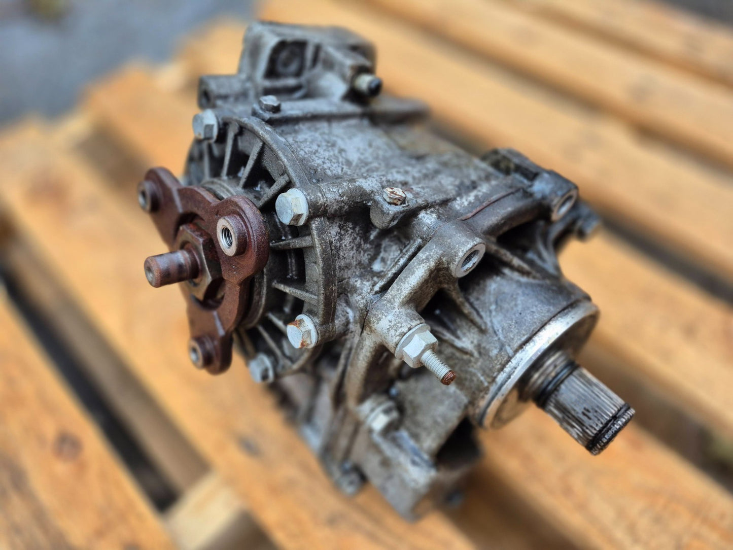 2011 Volkswagen Tiguan Front Differential Transfer OEM