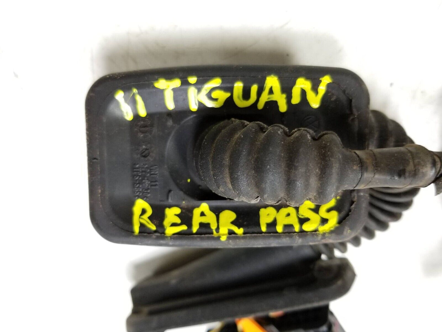2009 - 2017 Volkswagen Tiguan Door Wire Harness Rear Passenger Side Right OEM