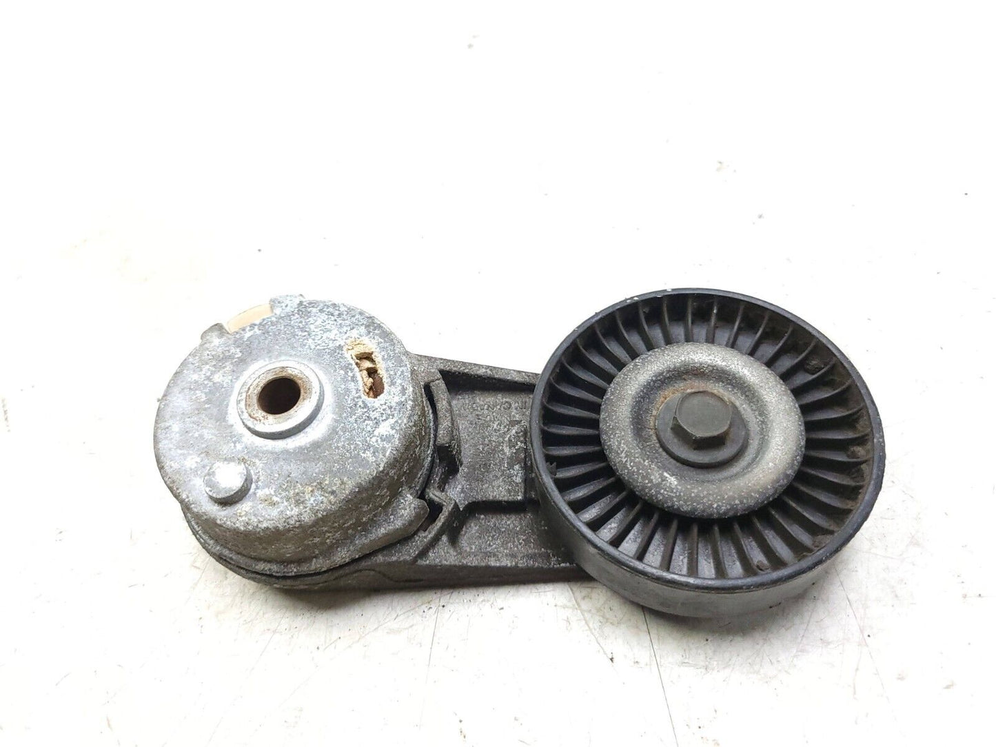 10-15 Chevrolet Equinox Drive Belt Tensioner 24430296 OEM