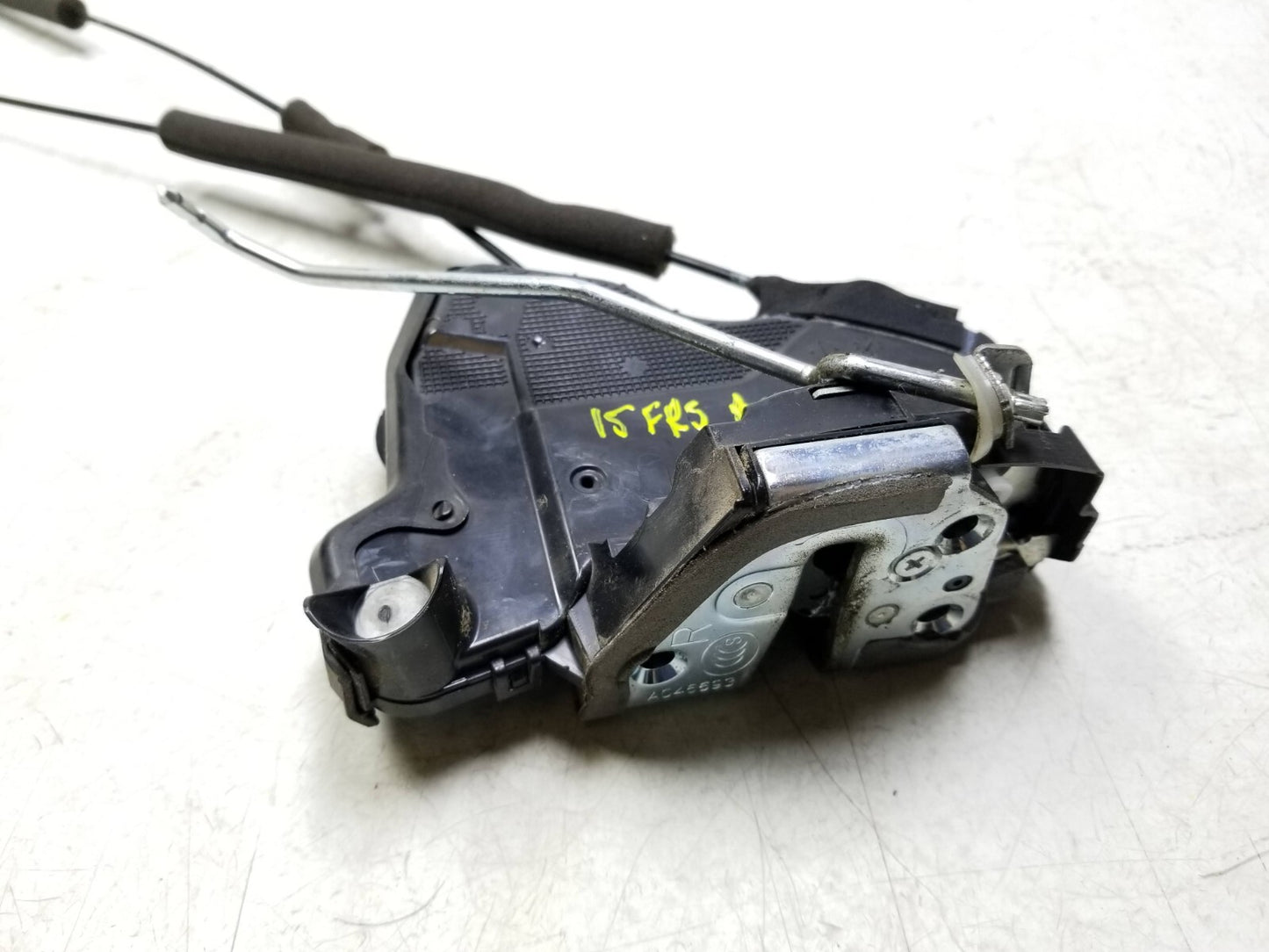 2013 - 2016 Scion Fr-s Door Lock Actuator Front Passenger Side Right OEM