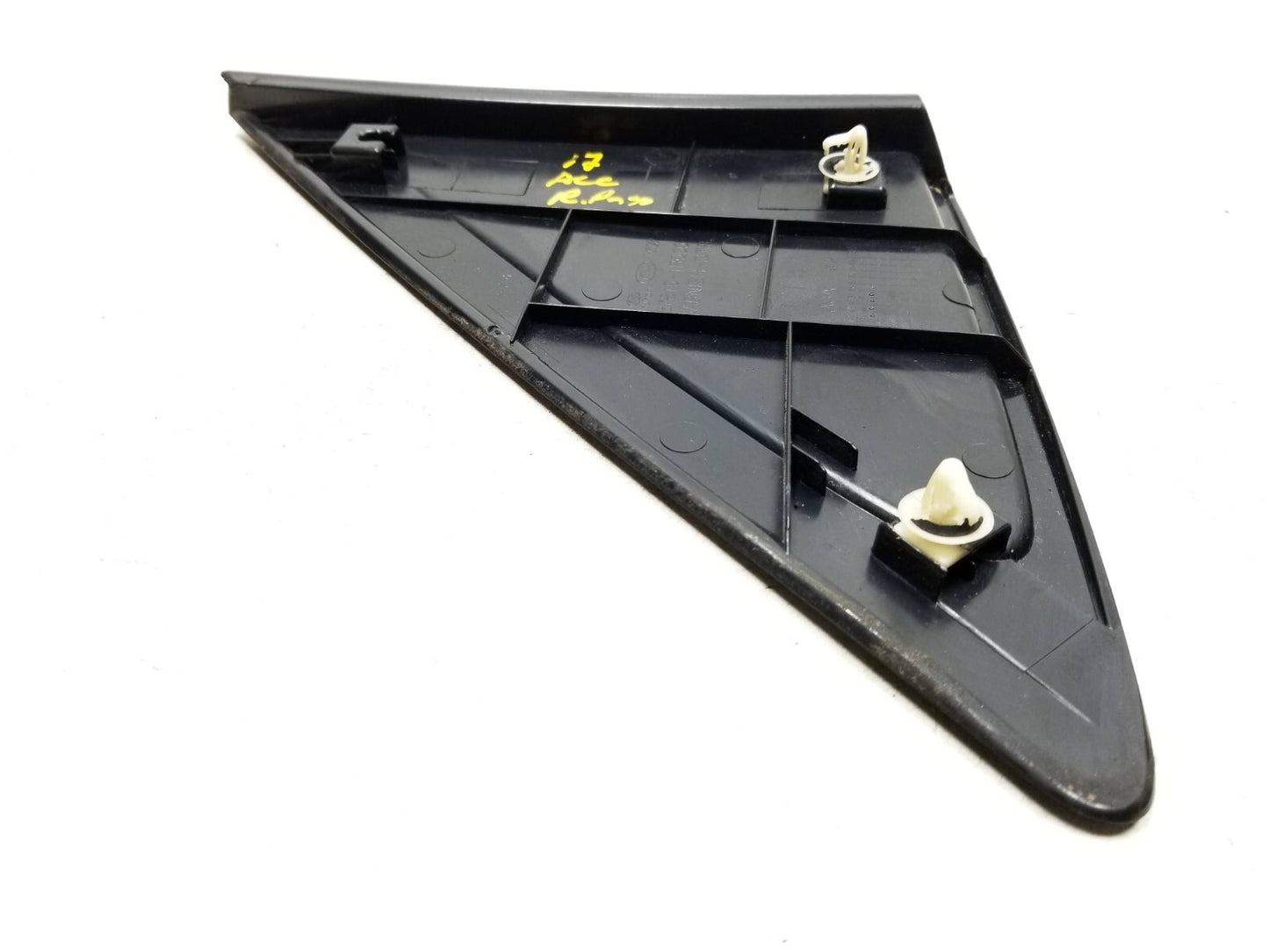 12 - 17 Hyundai Accent Rear Quarter Window Molding Trim Driver Side Left OEM
