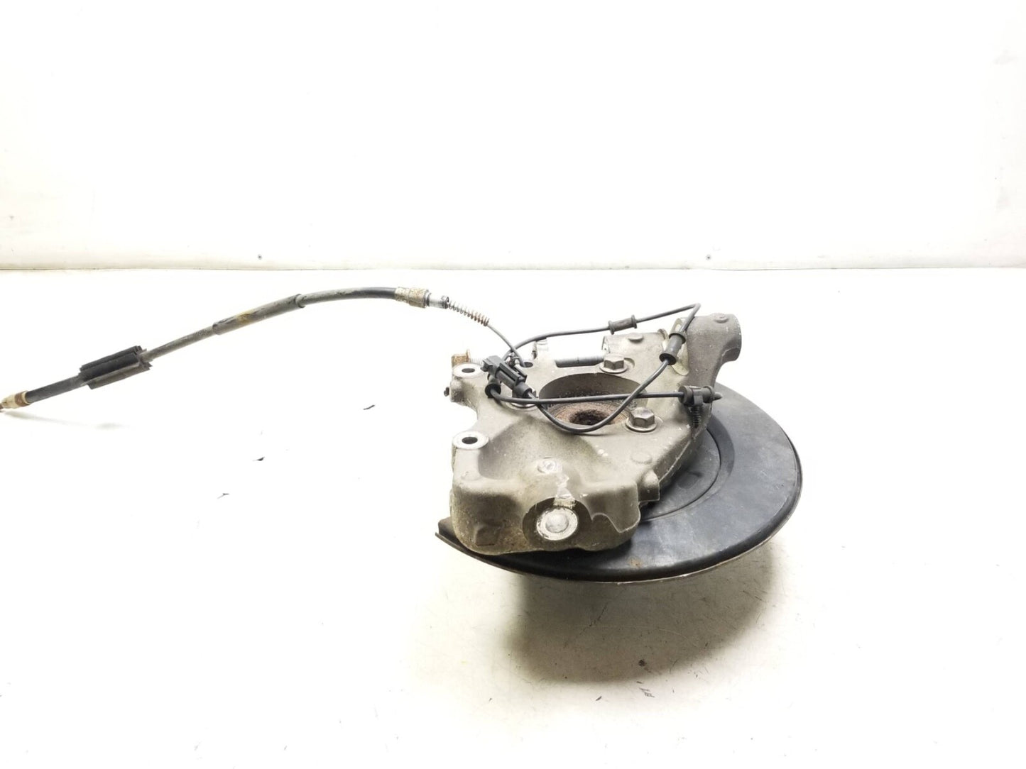 2011 - 2016 Cadillac SRX Wheel Spindle Knuckle Rear Driver Side Left OEM