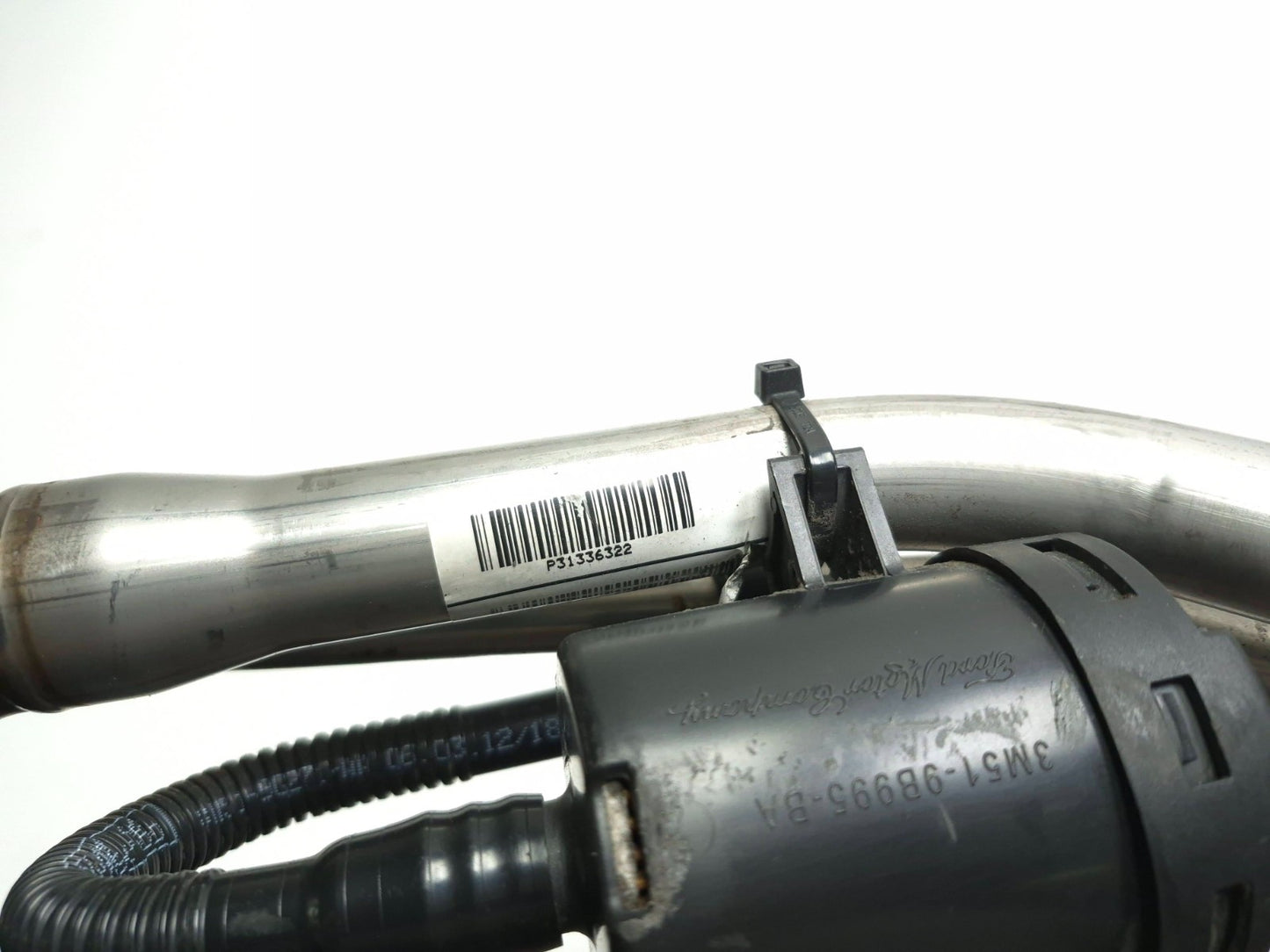 2012 Volvo C30 Fuel Tank Filler Neck Hose Pipe 31336322 OEM