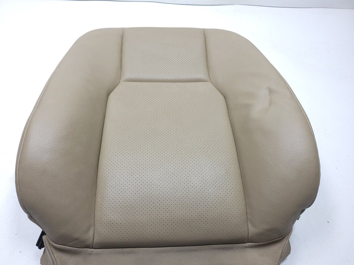 08-14 Mercedes C300 W204 Front Passenger Seat Upper Cushion OEM