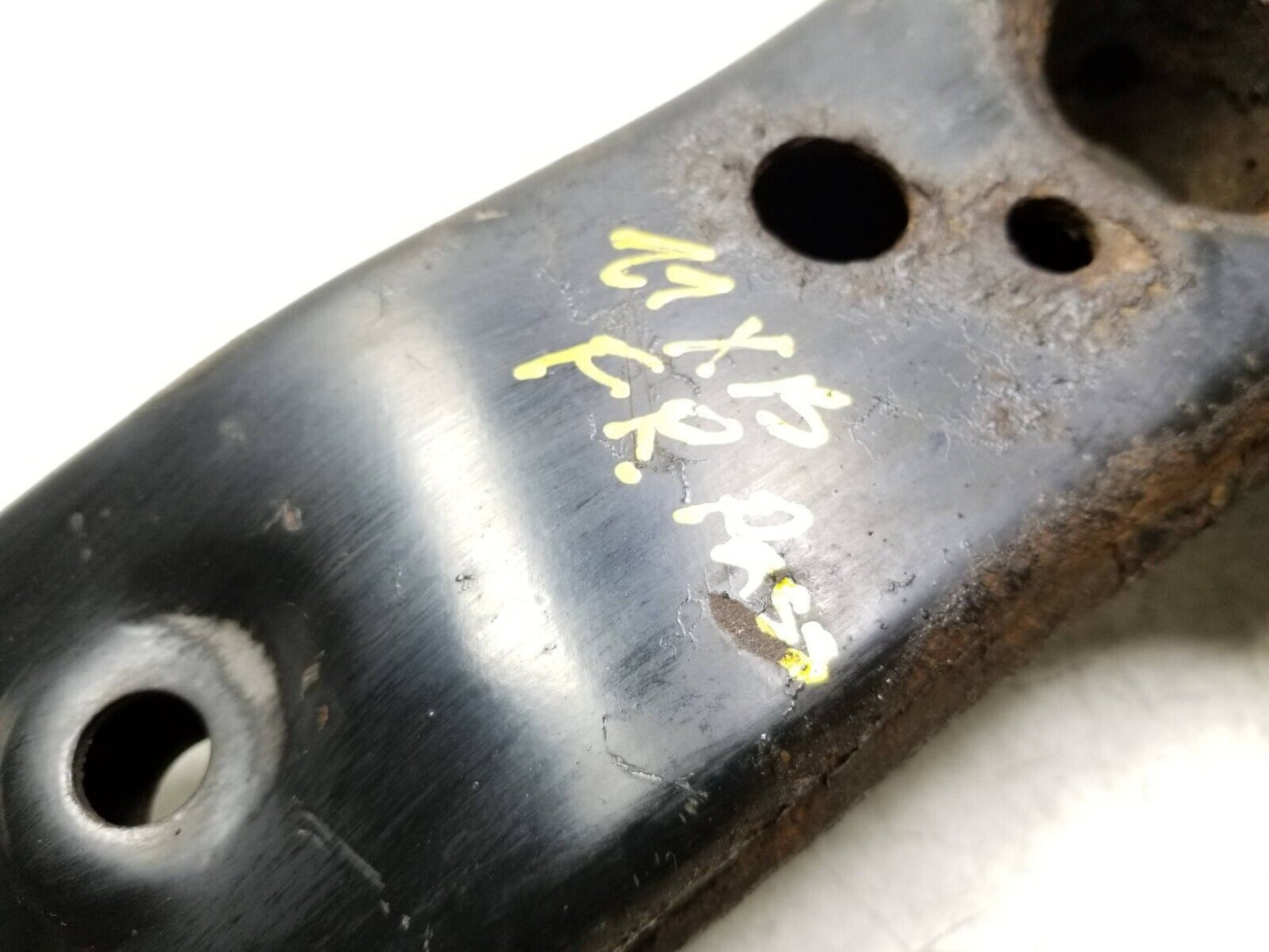 08 - 15 Scion Xb Front Lower Control Arm Passenger Side Right OEM