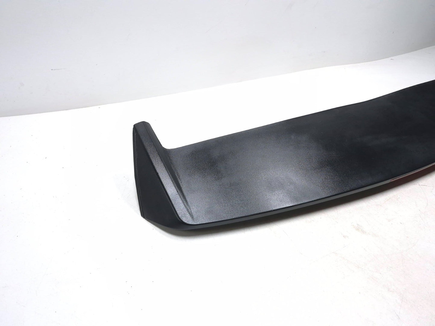 2010 Dodge Caliber Sxt Rear Tailgate Spoiler W/ Third Brake Light OEM