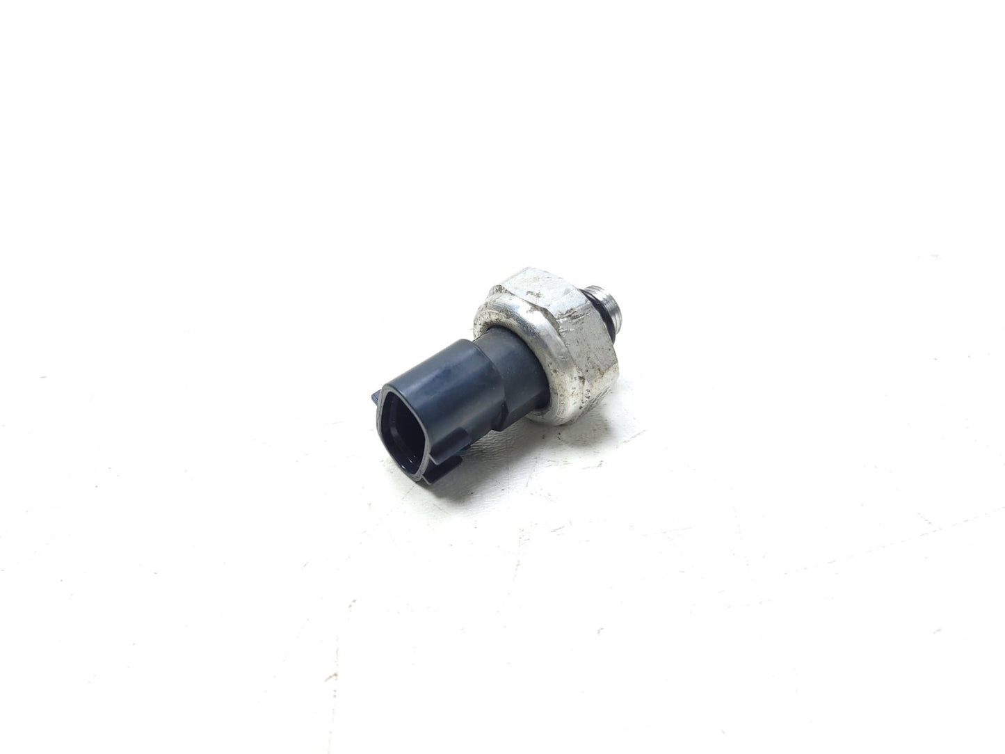 2018 Toyota Corolla AC Conditioner Pressure Sensor OEM