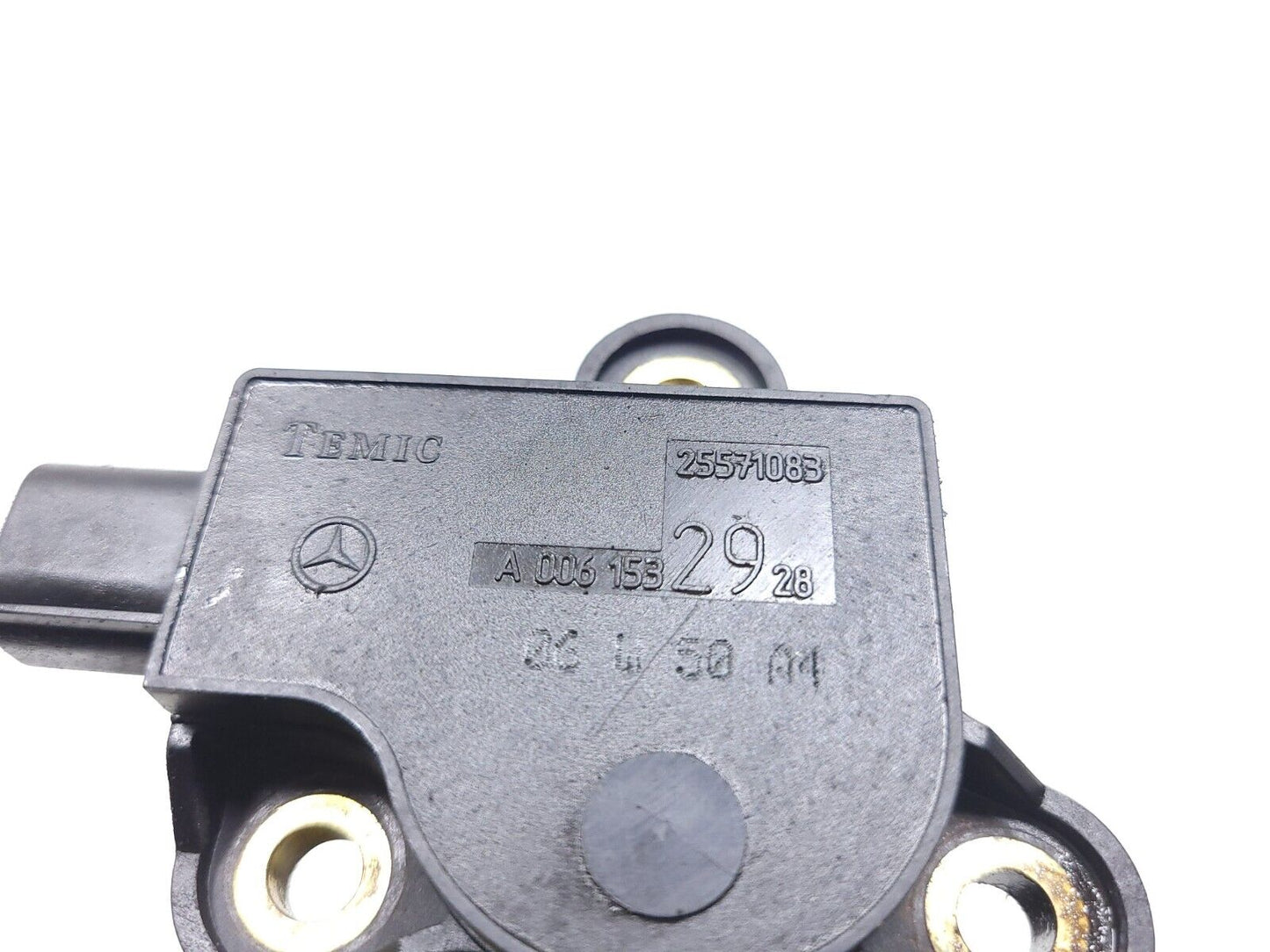 06 - 07 Mercedes Ml500 Oil Level Sensor A0061532928 5.0l OEM