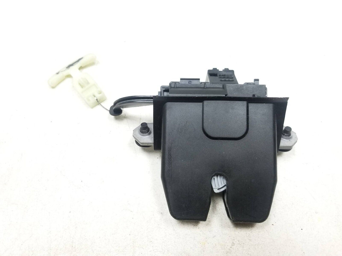2012 - 2014 Ford Focus Sedan Rear Trunk Lid Latch Power Lock Actuator OEM