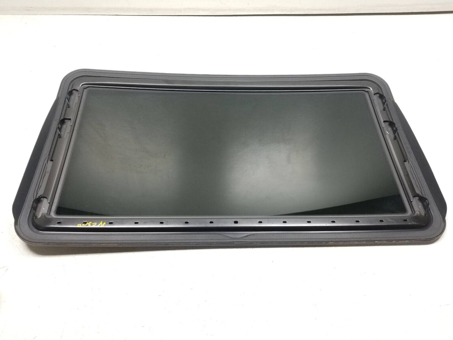 12 13 14 Mercedes-benz C300 Sunroof Roof Glass 2047800021 OEM