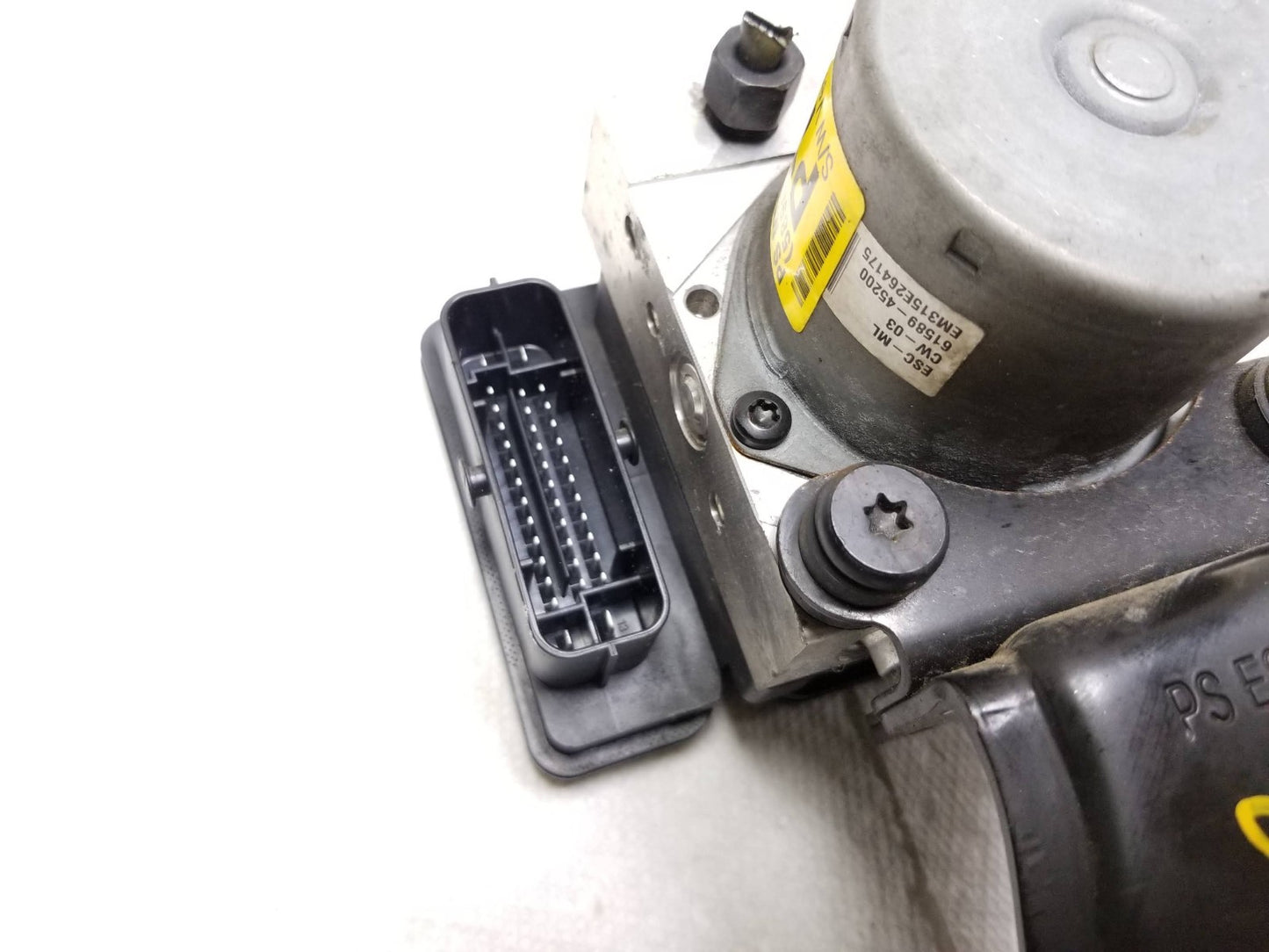 2014 - 2019 Kia Soul ABS Anti Lock Brake Pump OEM
