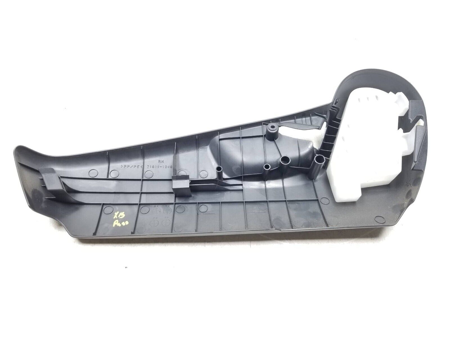 2007 - 2011 Scion Xb Seat Side Trim Front Passenger Side Right OEM