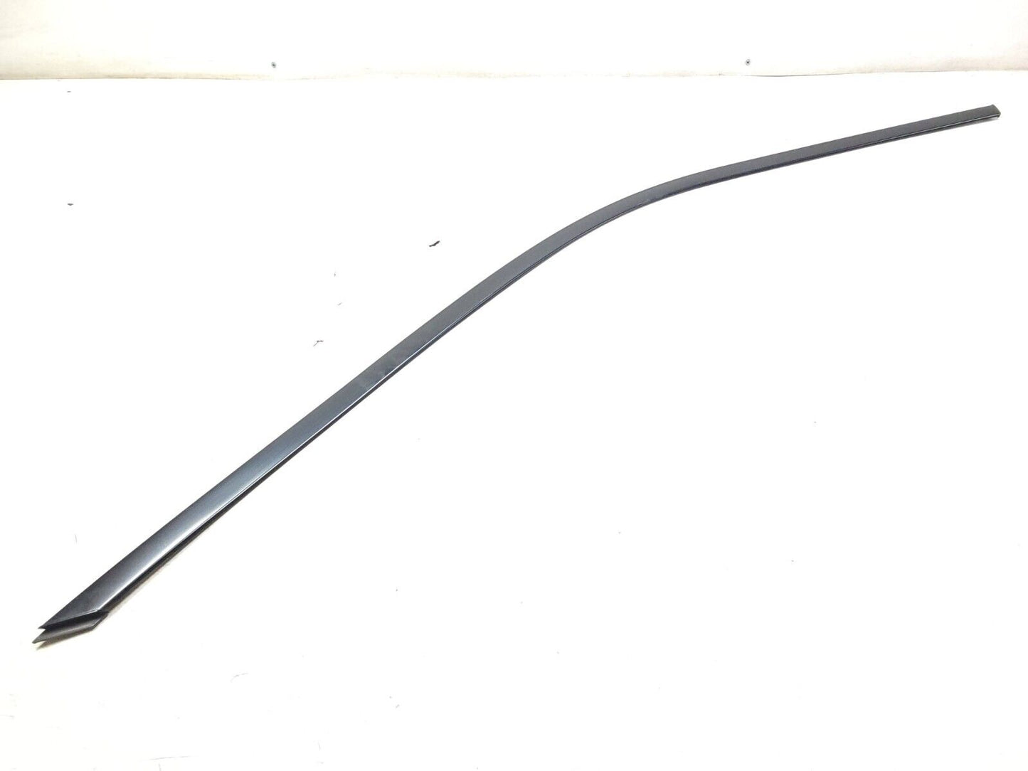11-19 Chrysler 300 Front Door Wheatherstrip Seal Driver Side Left OEM