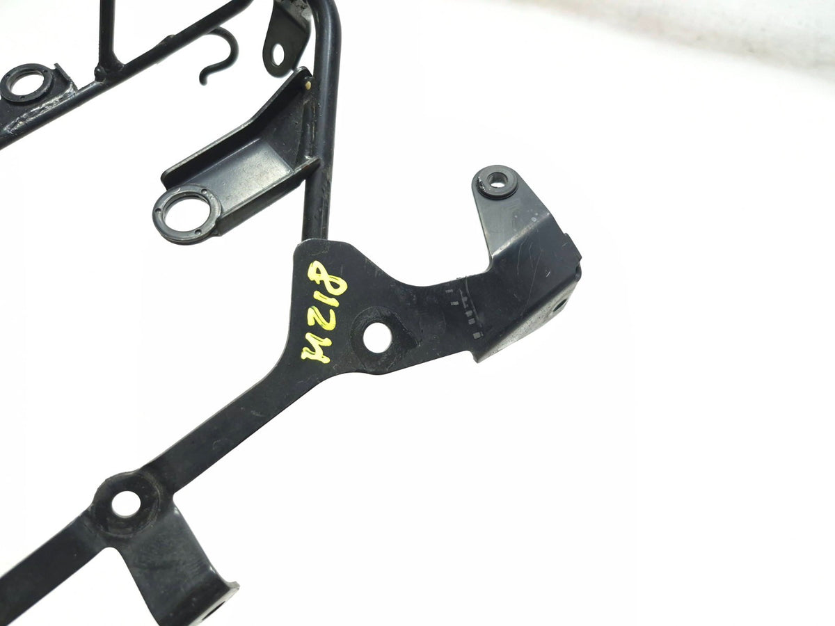 2009 Suzuki Boulevard M109r Vzr1800 Headlight Bracket OEM