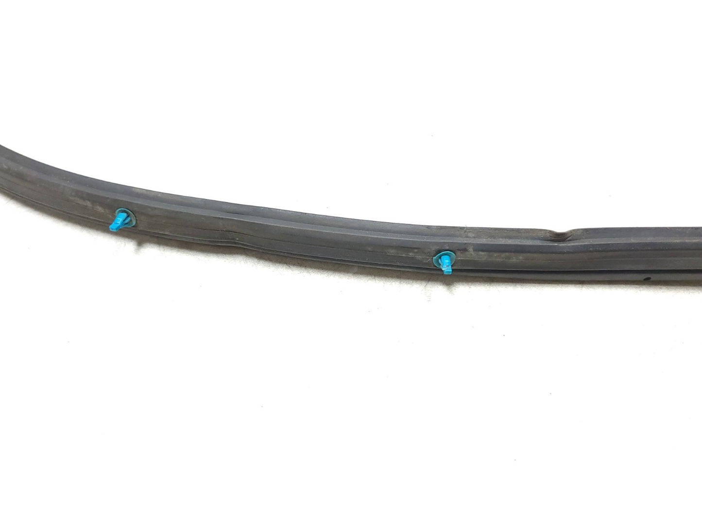 2007 - 2009 Nissan 350z Door Weatherstrip Front Driver Side Left OEM