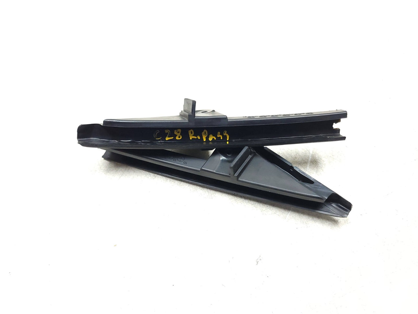 2012-2017 Hyundai Accent Sedan Lh &rh  Delta Molding Rear