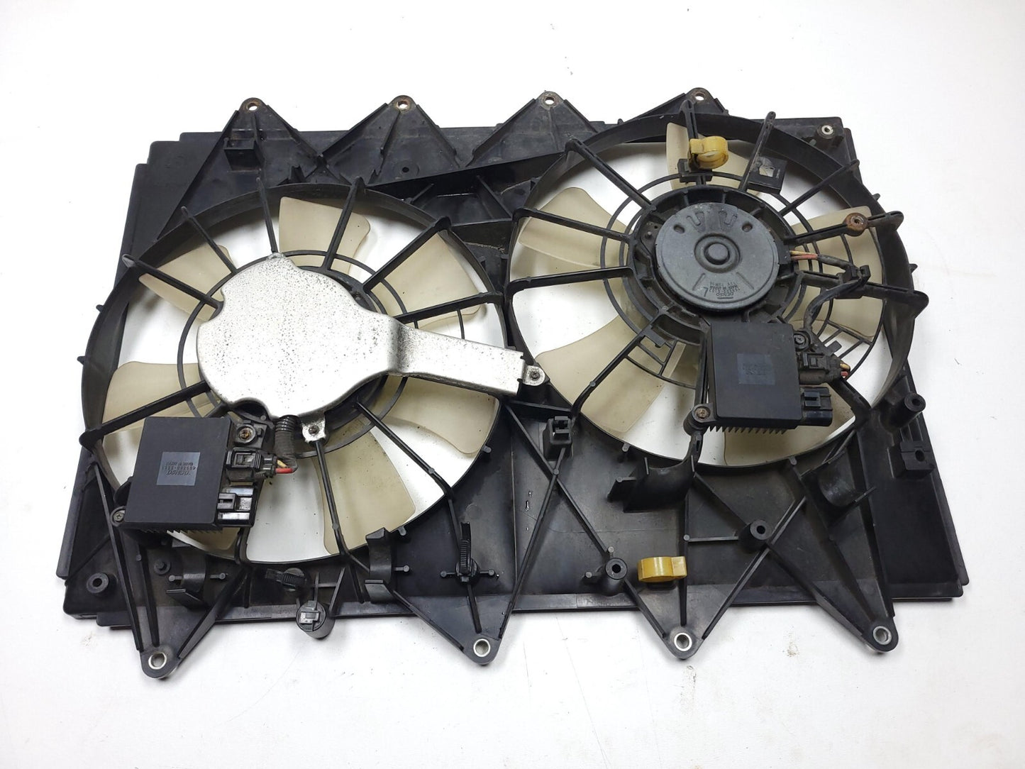 2009 - 2015 Mazda Cx-9 Front Radiator Dual Fan Motor Assembly OEM
