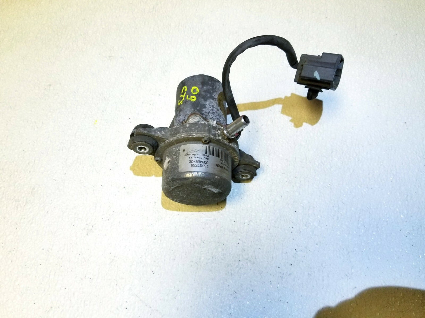 08 09 10 11 12 13 Cadillac CTS 3.6l Auxiliary Brake Booster Vacuum Pump OEM