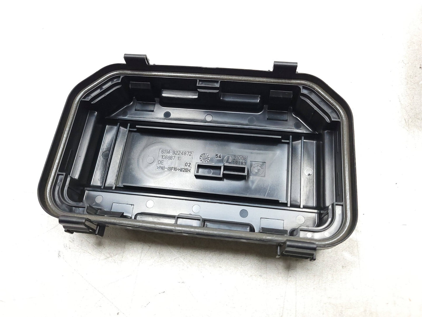 13-18 BMW 330xi F30 Power Distribution Box Housing OEM โ
 76k Miles