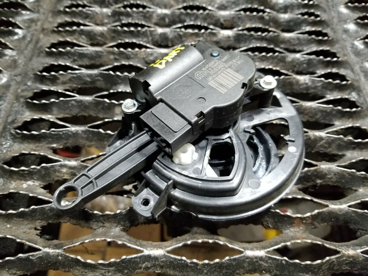 13 14 15 16  Dodge Dart AC A/c Heater Flap Motor Actuator OEM 76k Miles