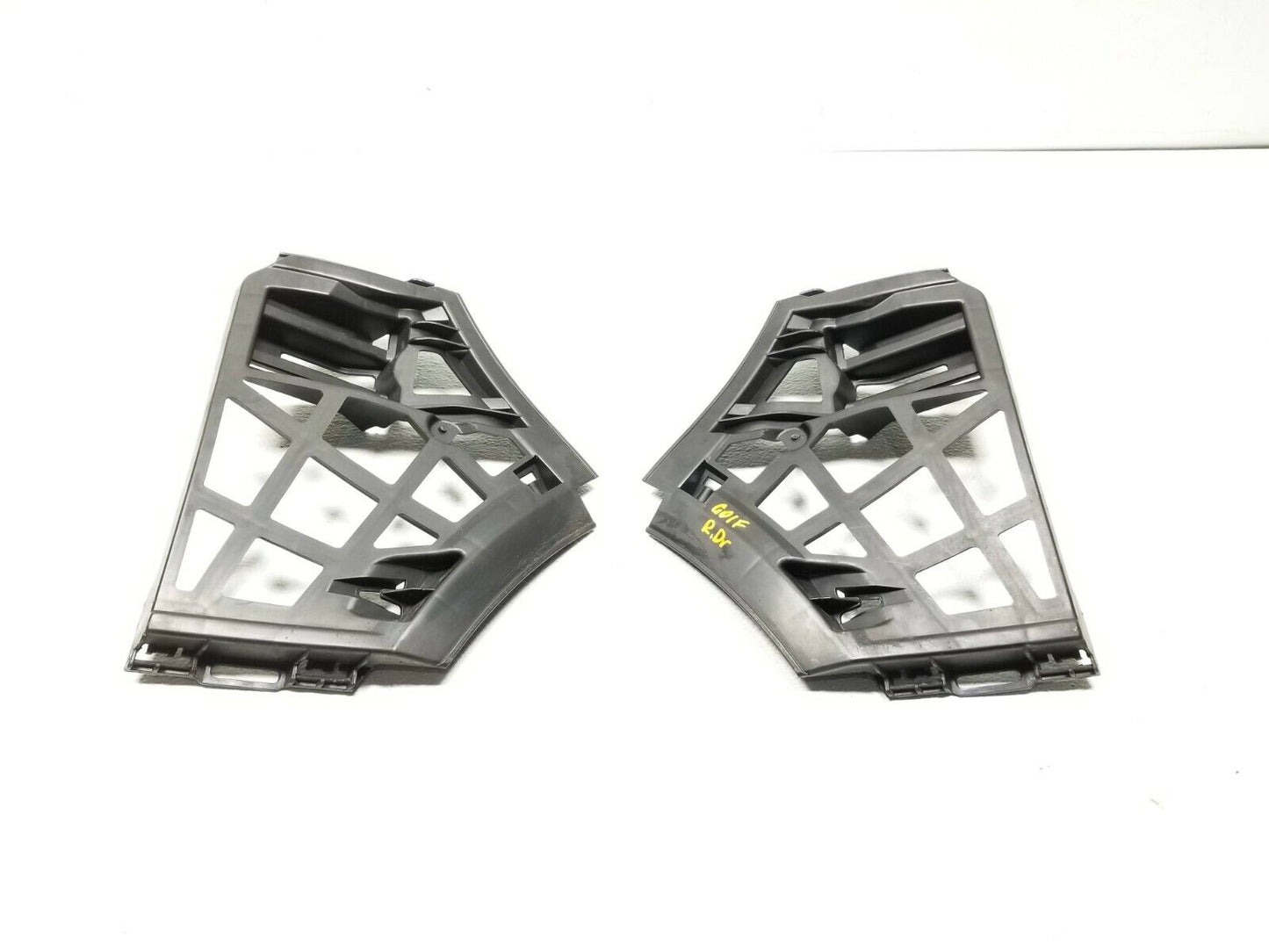 2006 2007 2008 2009 Volkswagen Rabbit GTI Rear Bumper Guide Bracket Pair OEM