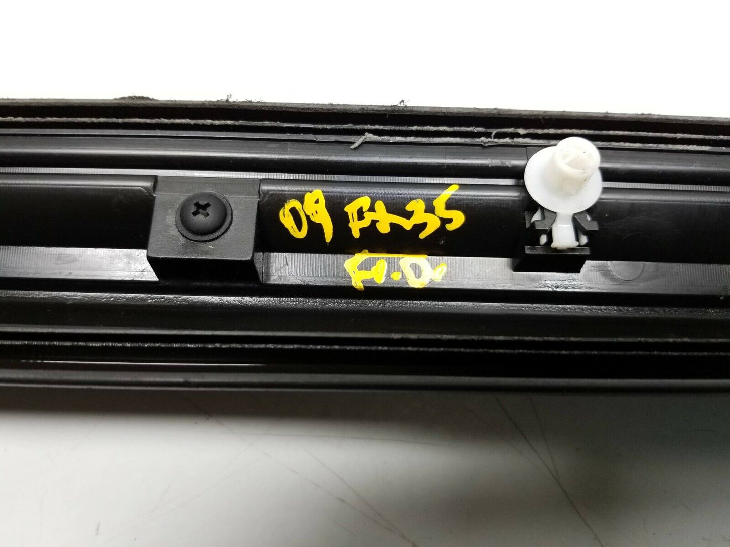 09 10 11 12 Infiniti Fx35 Front Left Driver Door Trim Molding OEM