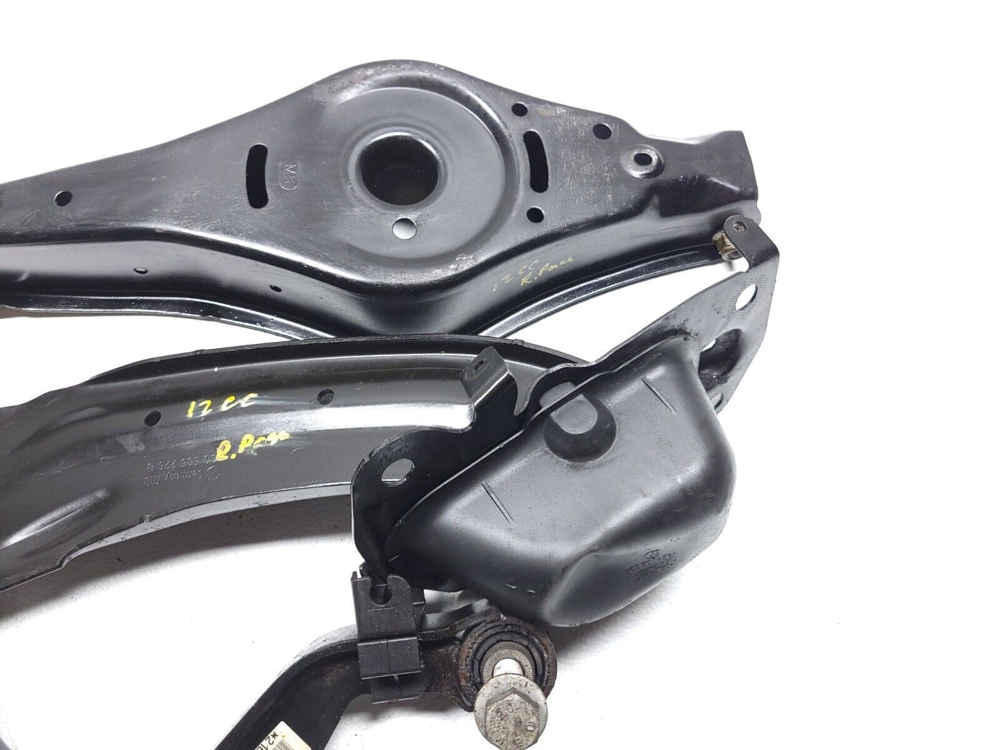 09 10 11 12 Volkswagen Cc Rear Control Arm Right Passenger Side 4pcs OEM
