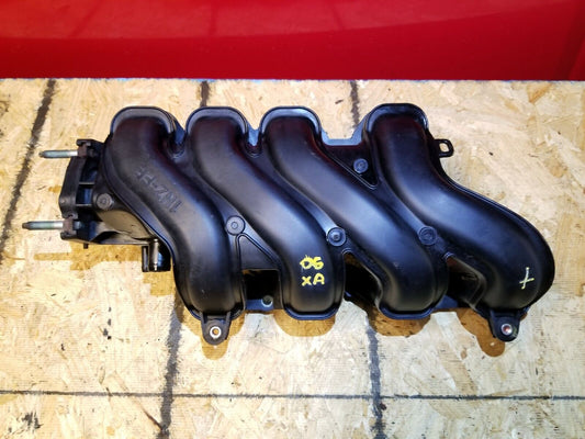 04 05 06 Scion Xa Intake Manifold OEM