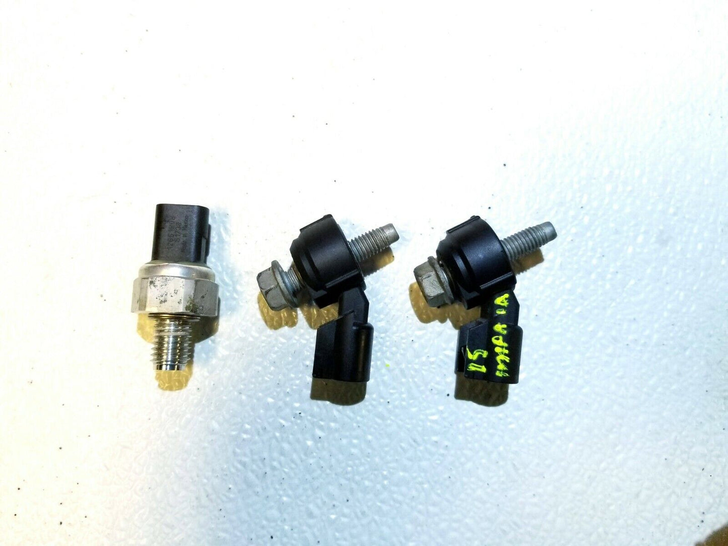 15 16 17 18 Chevy Impala 2.5l Knock Oil Pressure Sensor 3pcs OEM
