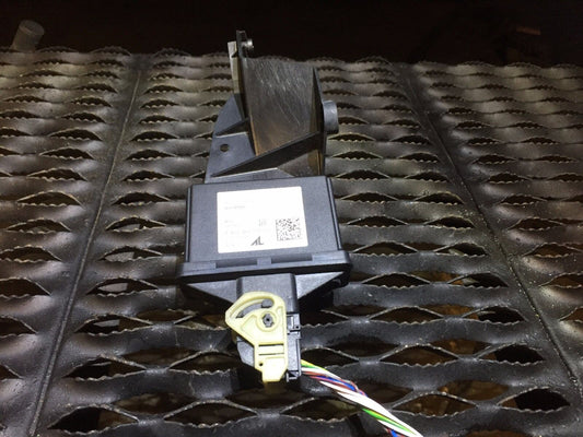 05 06 07 08 09 10 11 Volvo S40 Headlight Xenon Control Module 130732919703 OEM