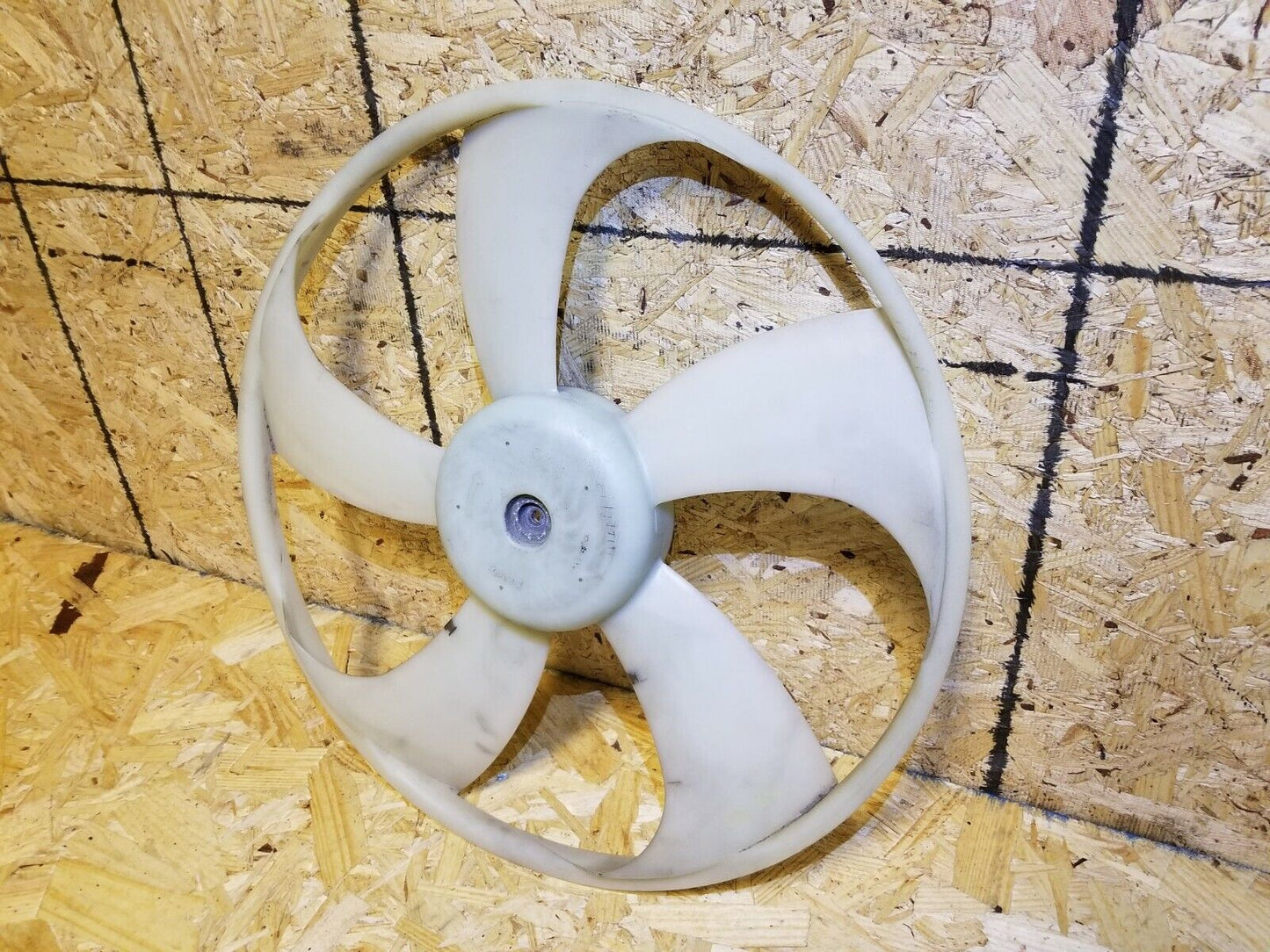 06 07 08 09 Cadillac STS Radiator Cooling Fan Blade OEM