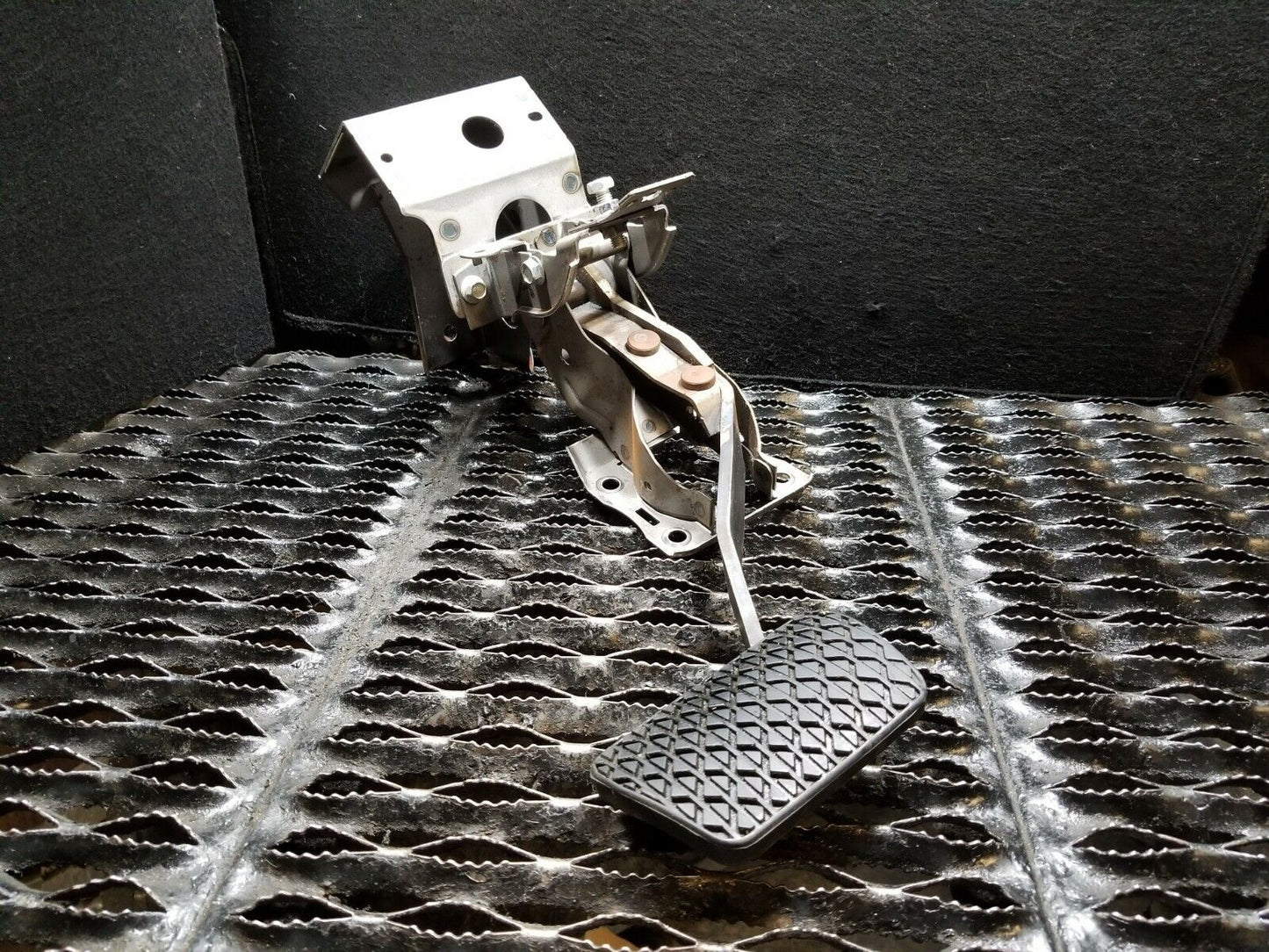 06 07 08 09 Mercury Milan Brake Stop Pedal OEM 71k