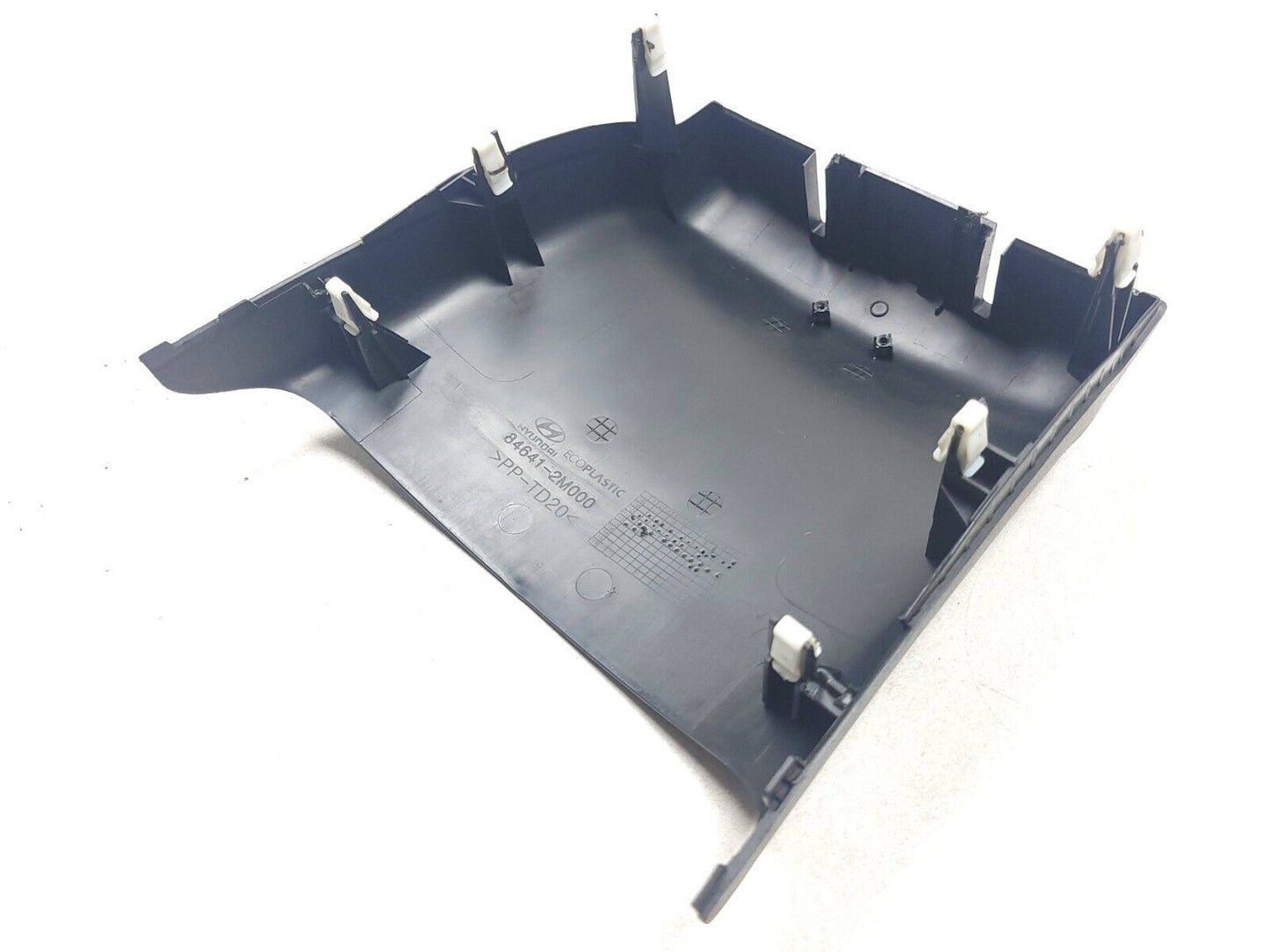 2013-2016 Genesis Coupe Center Console Rear Trim Panel 84641-2m000 OEM