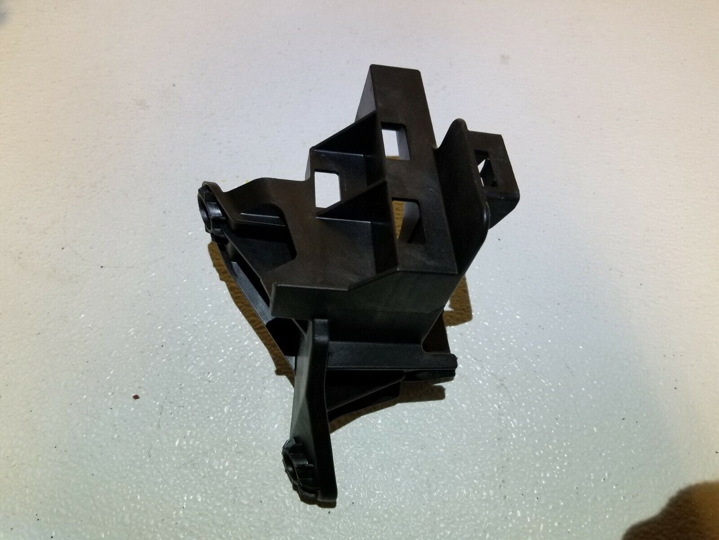 11 12 13 14 15  Audi Q7 Mounting Bracket Holder 4pcs OEM 87k