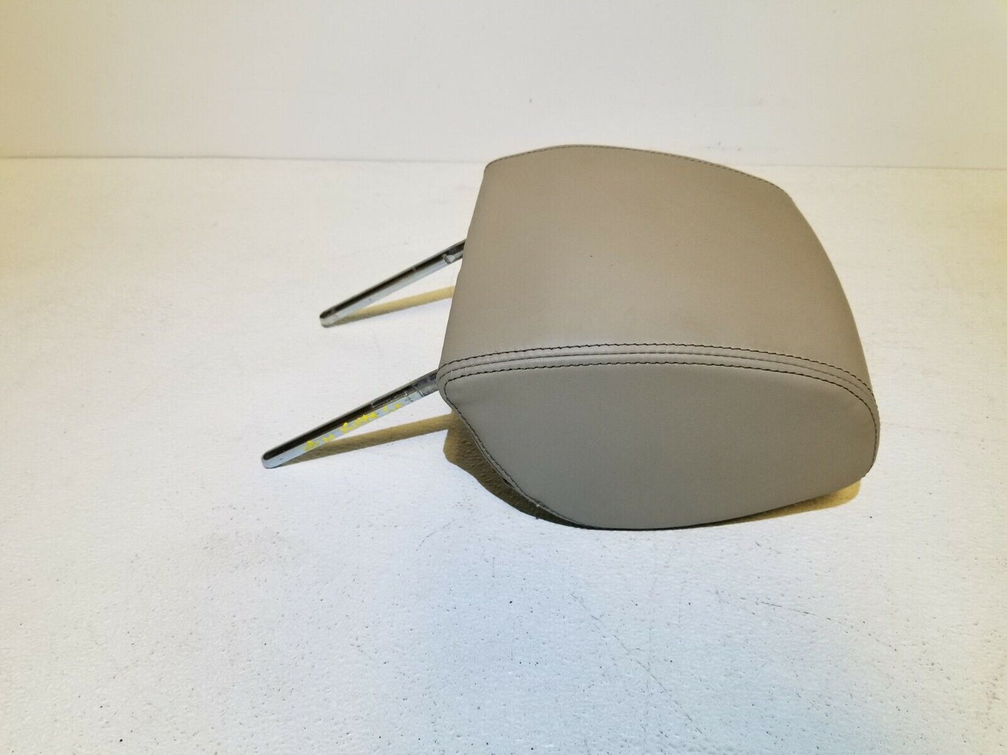 06 07 08 09 Range Rover Sport Front Left Driver Seat Headrest OEM