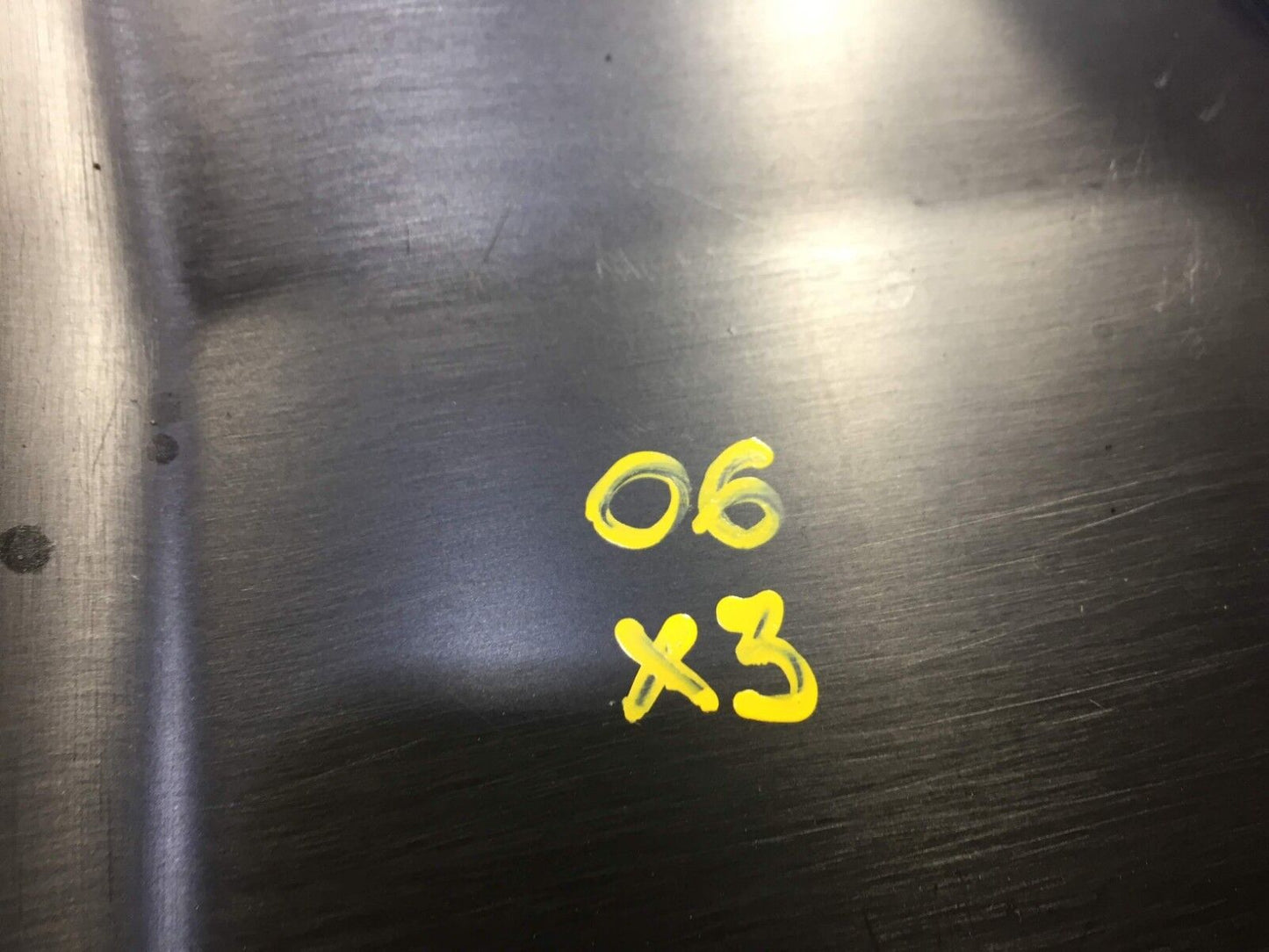 04 05 06 BMW X3 E83 3.0l Ecu Electronic Box Cover 7521582 OEM D34