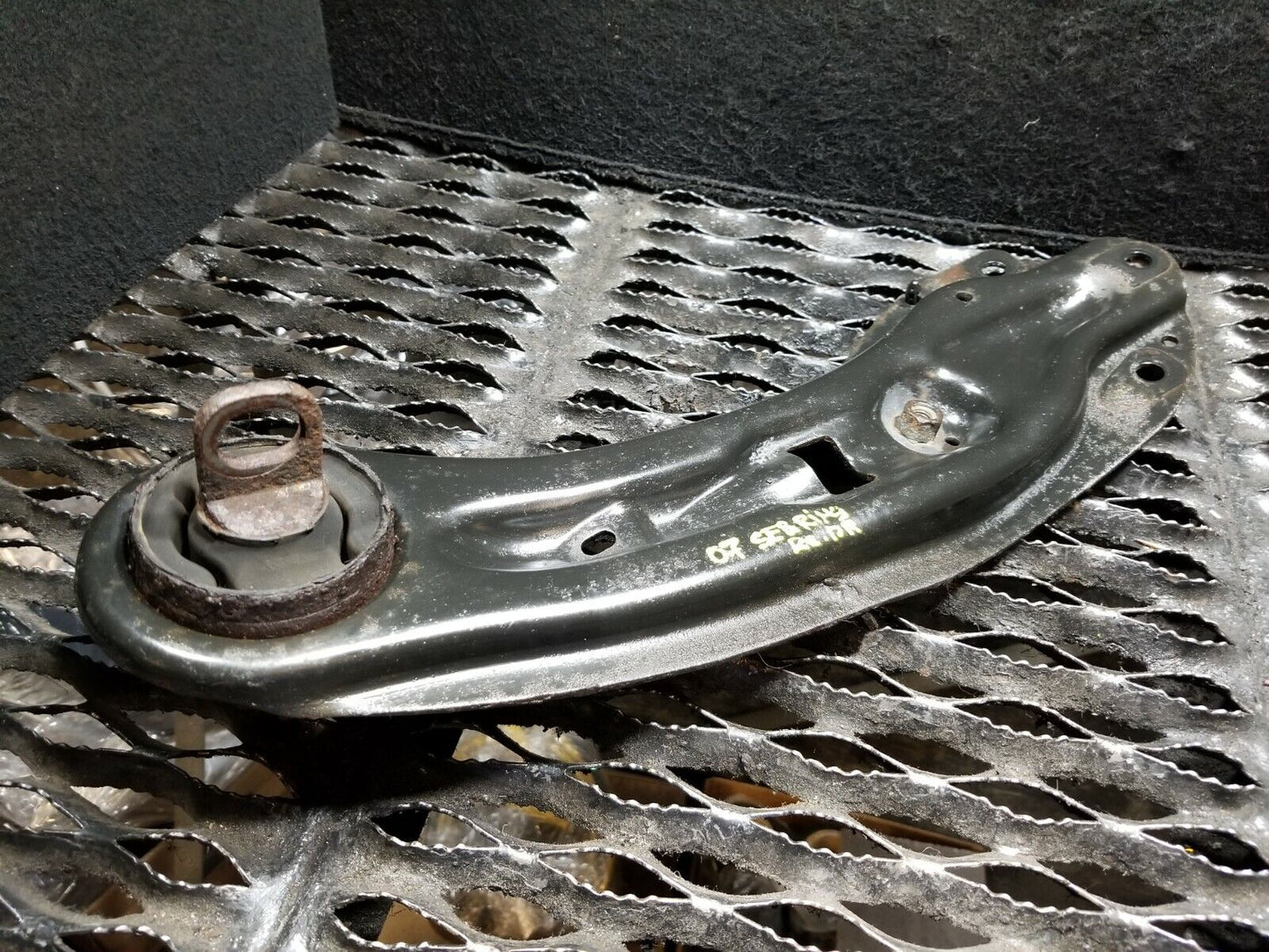 07 08 09 10 Chrysler Sebring Rear Trailing Control Arm Left Driver Side OEM