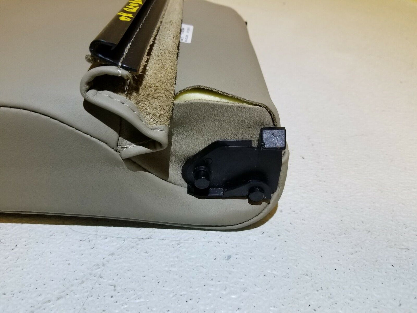 06 07 08 09 Range Rover Sport Rear Seat Armrest OEM