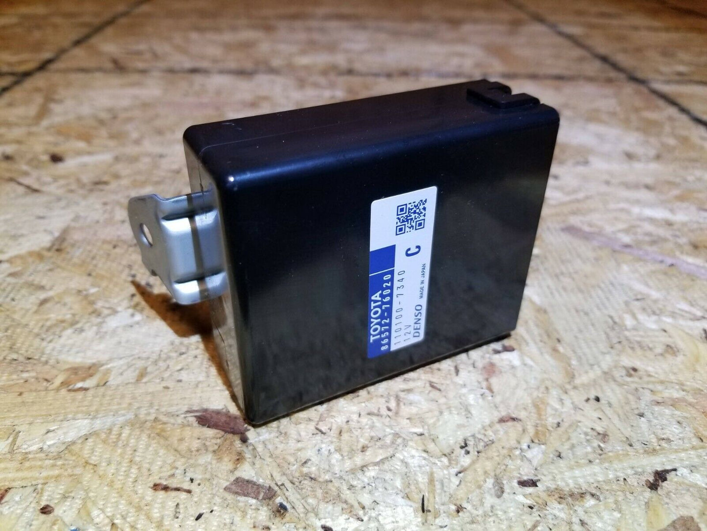 11 12 13 14 15 Lexus CT200h Vehicle Approaching Speaker Control Module OEM