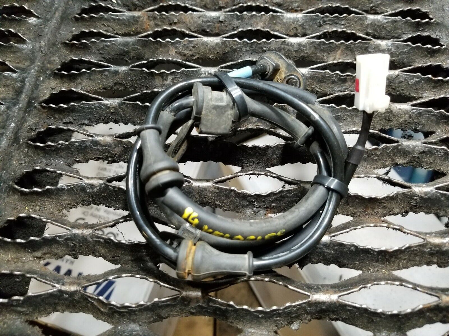 12 13 14 15 16 Hyundai Veloster Rear Right Pass Side ABS Speed Sensor OEM