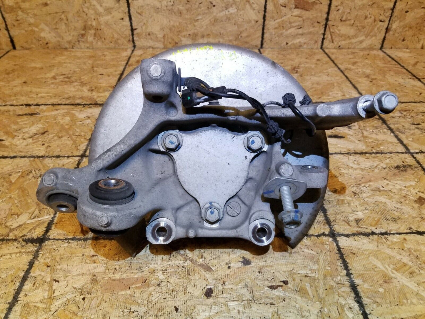 17 18 19 20 Cadillac Xt5 Rear Right Passenger Side Spindle Knuckle OEM