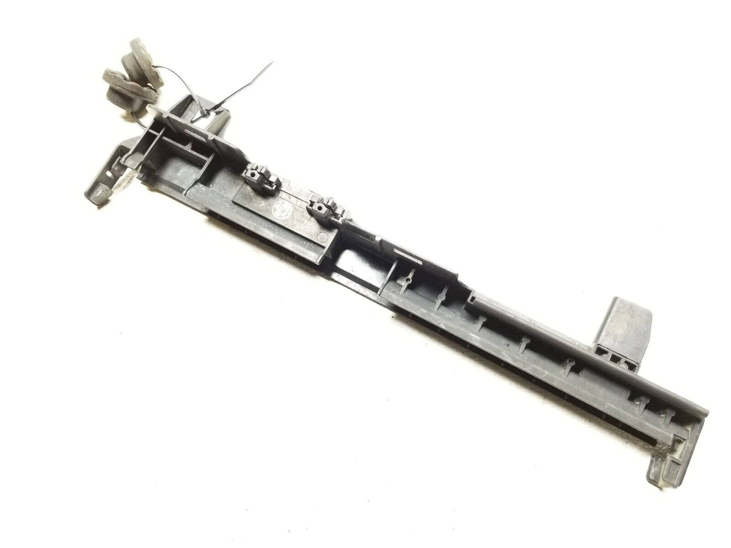 12 13 14 Mercedes-benz C300 Condenser Sides Housing Bracket OEM