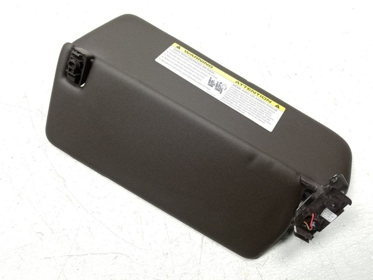 2011 - 2014 Porsche Cayenne Sun Visor Right Passenger OEM