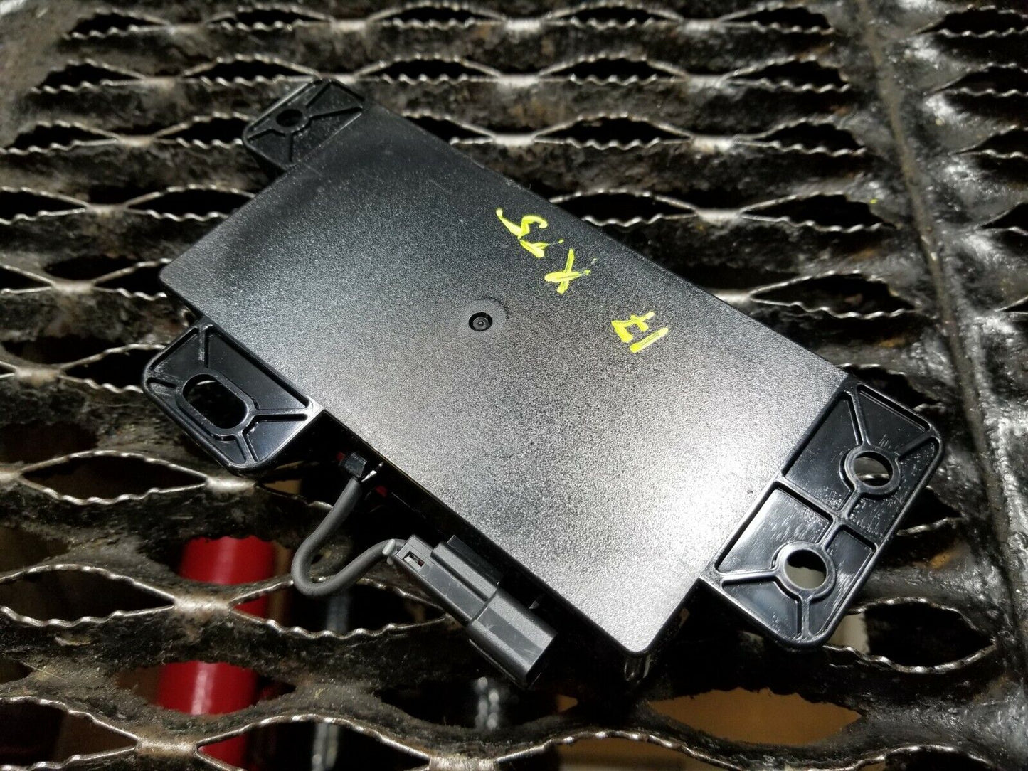 17 18 19 20 Cadillac Xt5 Onstar On Star Battery Backup Module OEM 34k