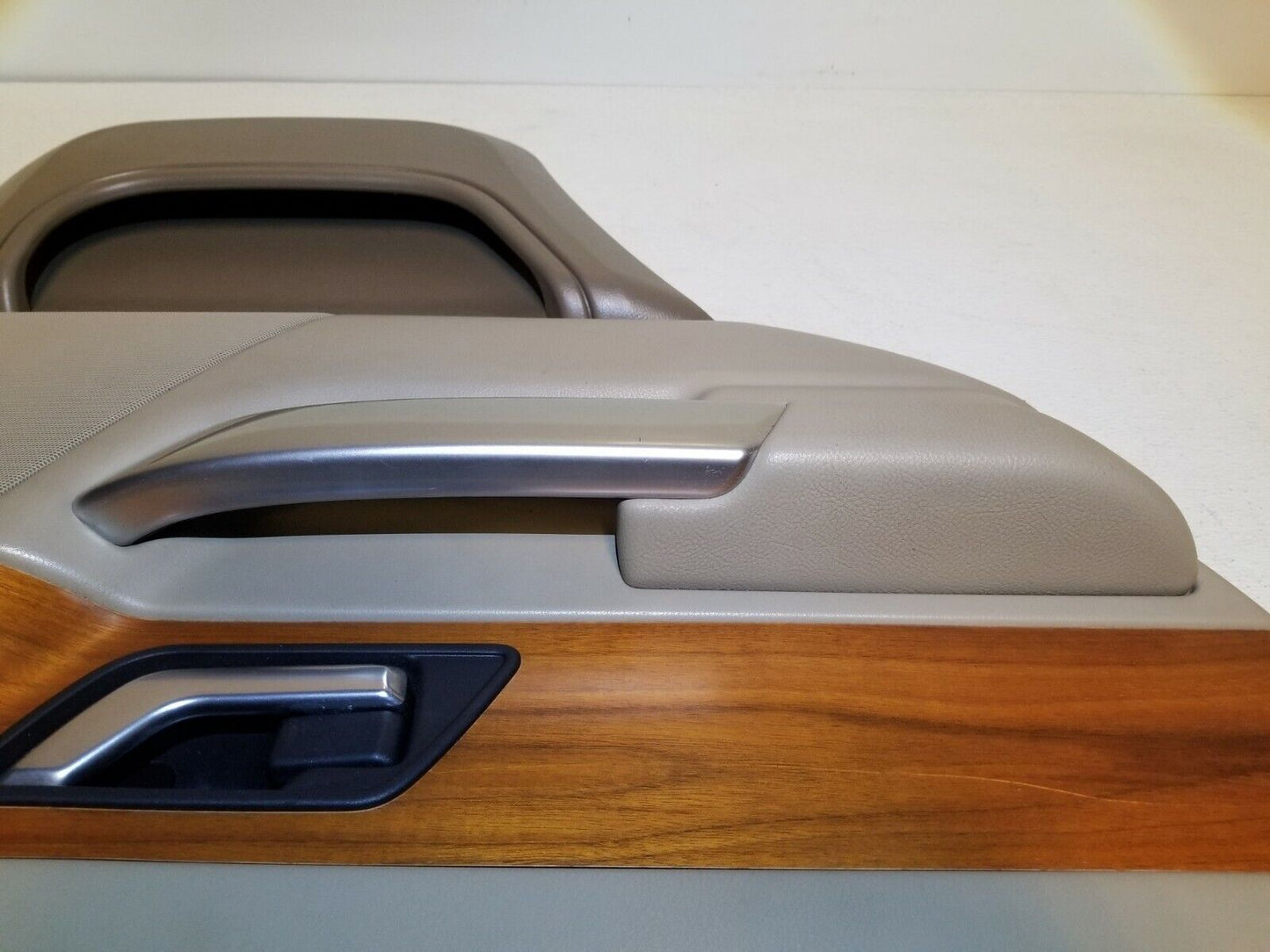 06 07 08 09 Range Rover Sport Rear Left Driver Side Door Trim Panel OEM