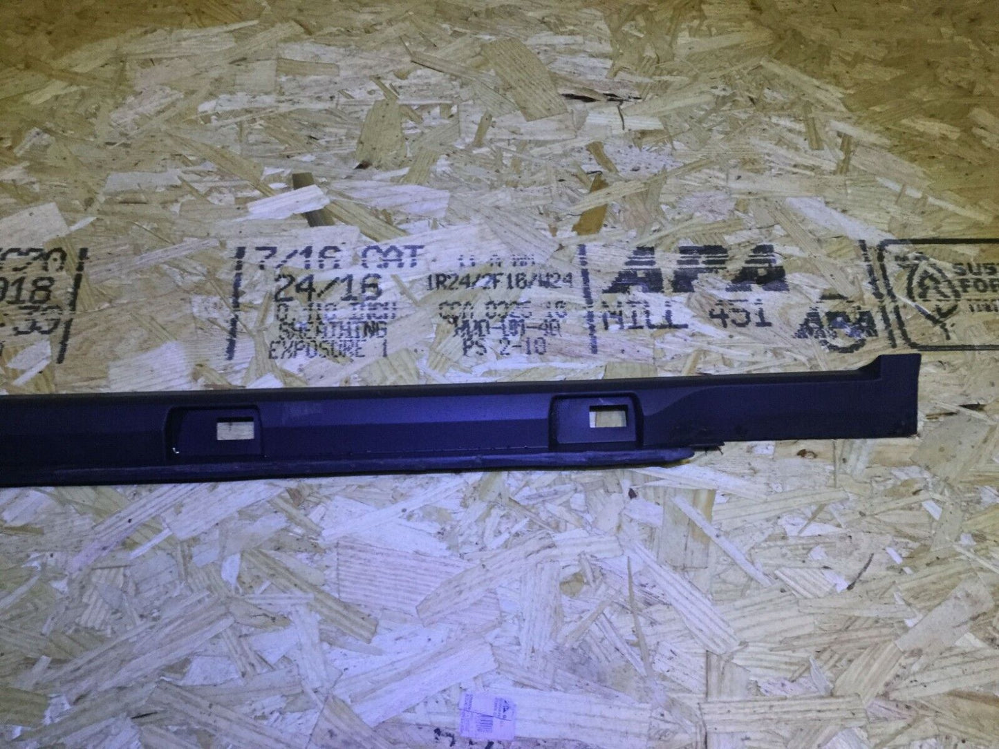 14 15 16 Subaru Forester Rocker Panel Skirt Molding Passenger Side OEM D35